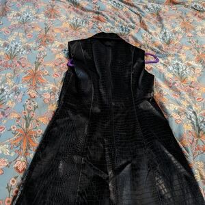 French Connection Faux leather Croc blazer Dreas Size 8